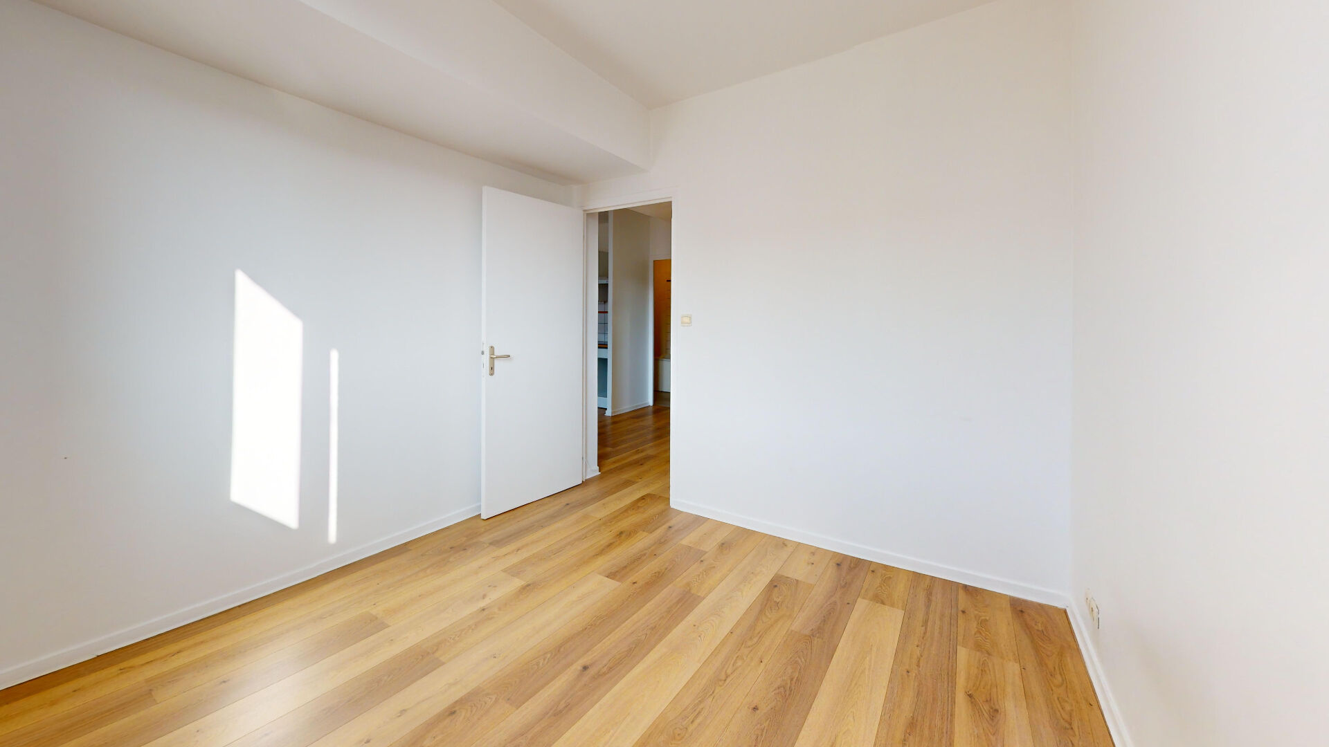 Appartement Saint Ouen Sur Seine 2 pièces rue Jules Verne