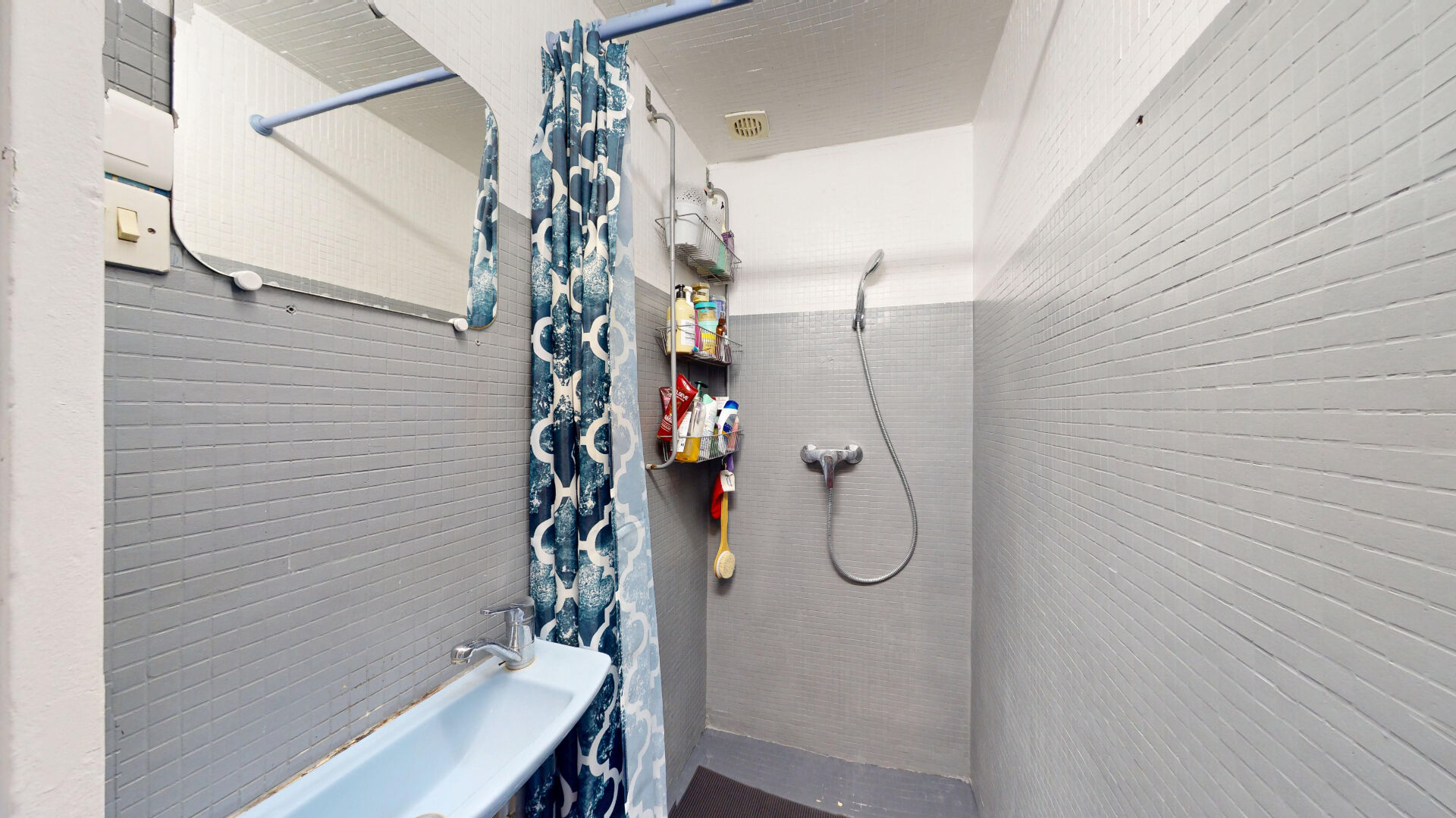 Appartement 3 pièces proche ligne 14