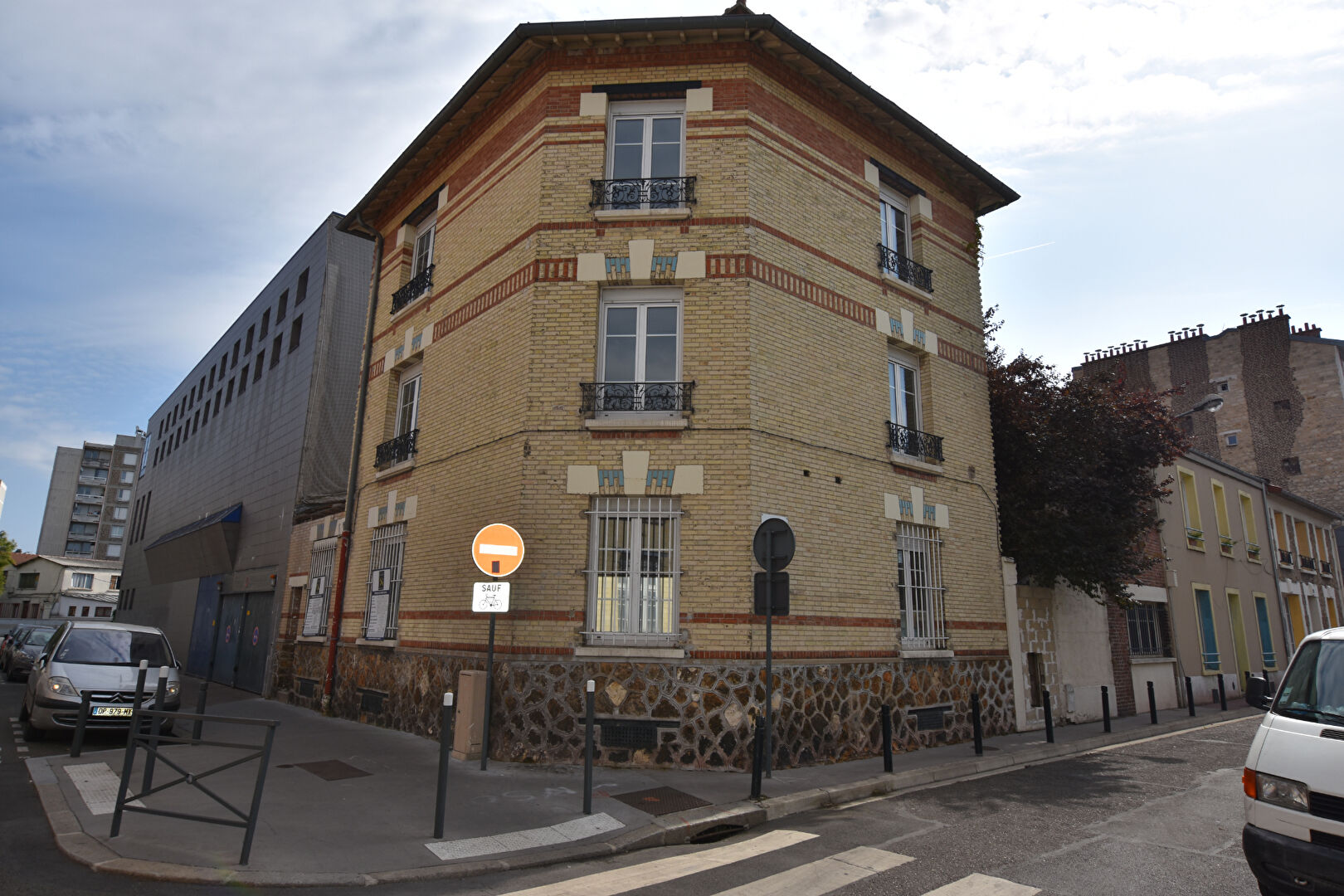 Maison refaite à neuf Mairie de Saint-Ouen