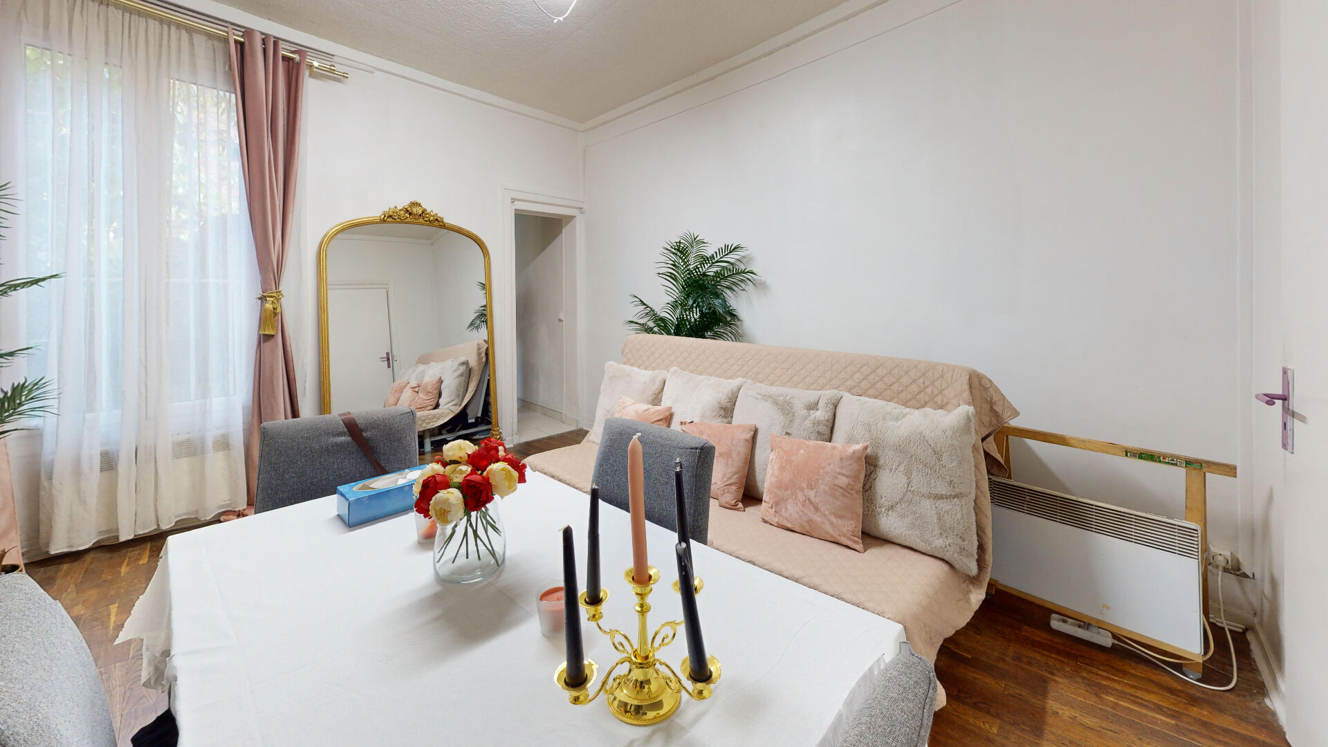 2 pièces - métro Garibaldi