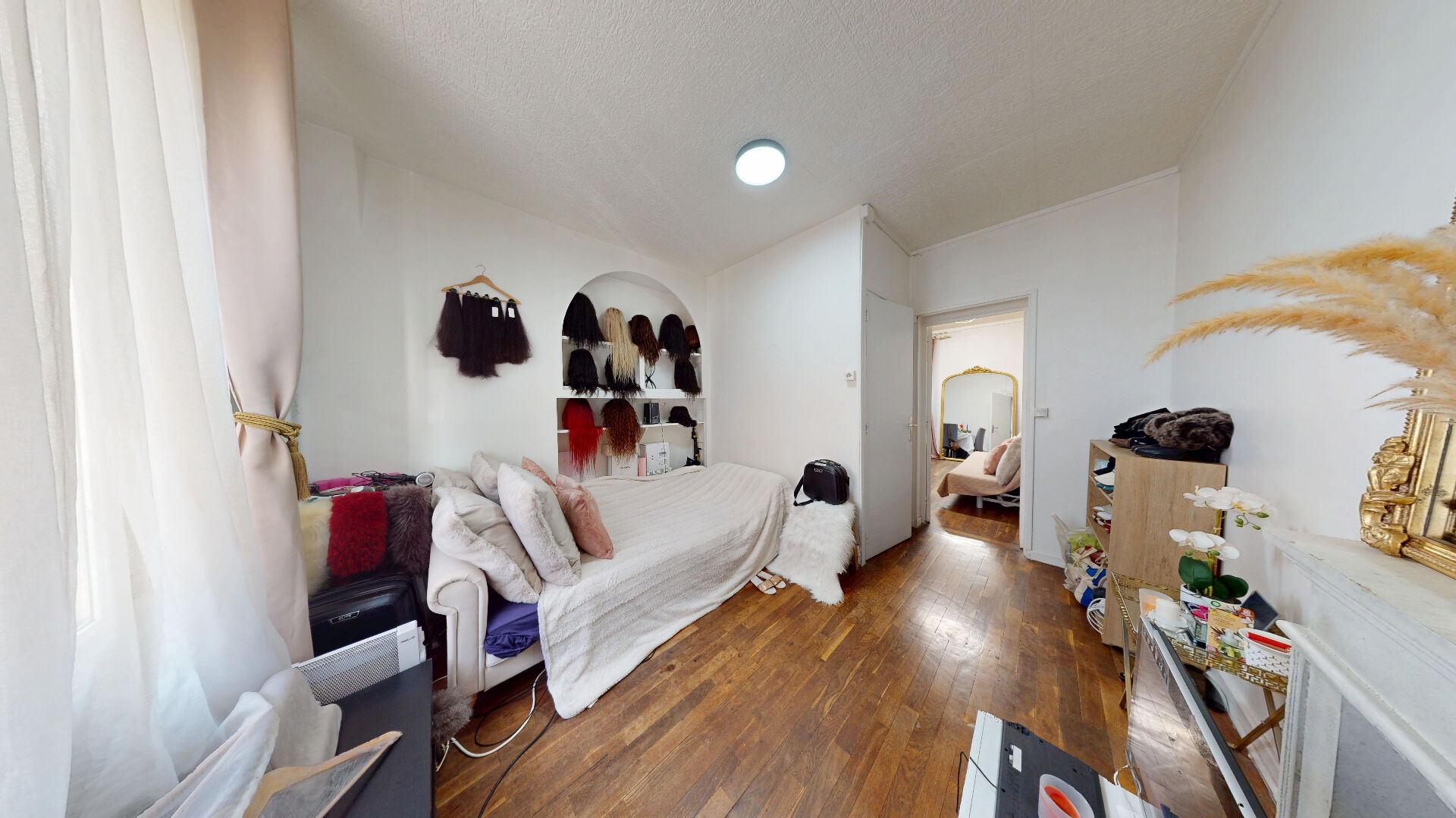 2 pièces - métro Garibaldi