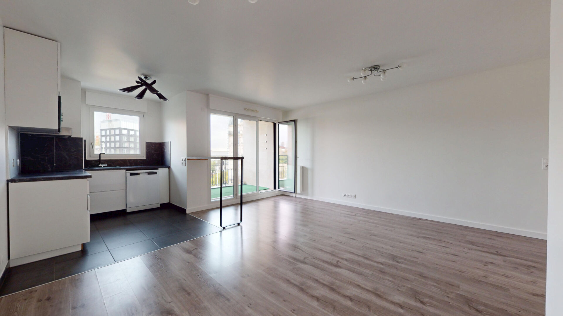 Appartement  4 pièces porte de Saint-Ouen