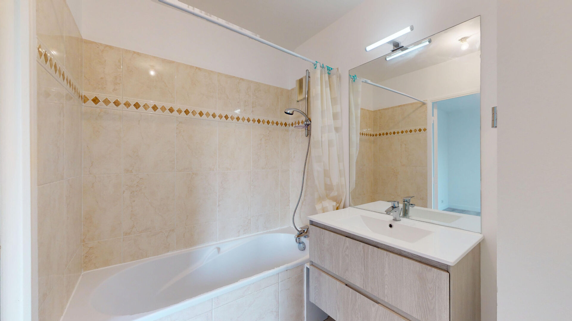 Appartement Saint Ouen Sur Seine 2 pièces 40.5 m2