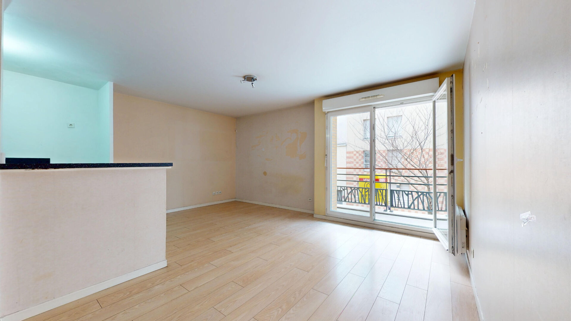 Appartement Saint Denis Pleyel 3 pièces balcon