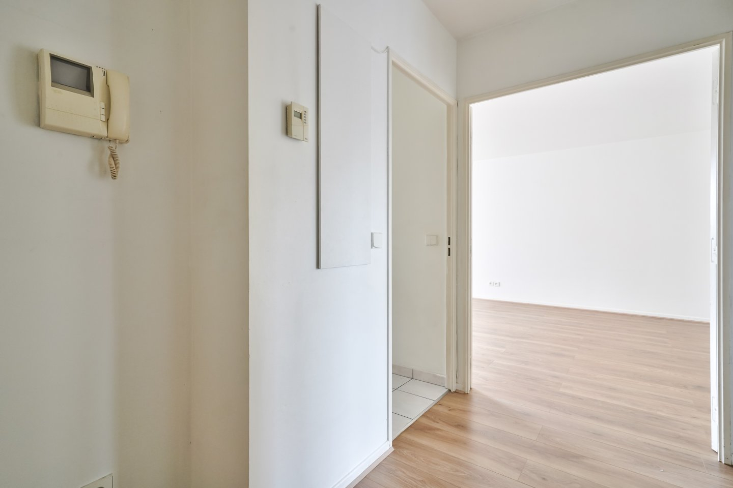 Appartement 3 pièces à vendre sans vis à vis proche ligne 14