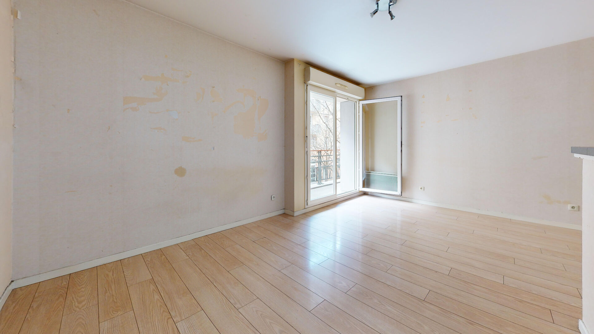 Appartement Saint Denis Pleyel 3 pièces balcon