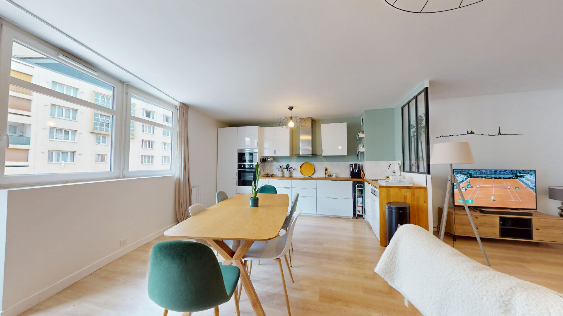 T3 au pied du métro 14 - Mairie de Saint-Ouen - 68m²