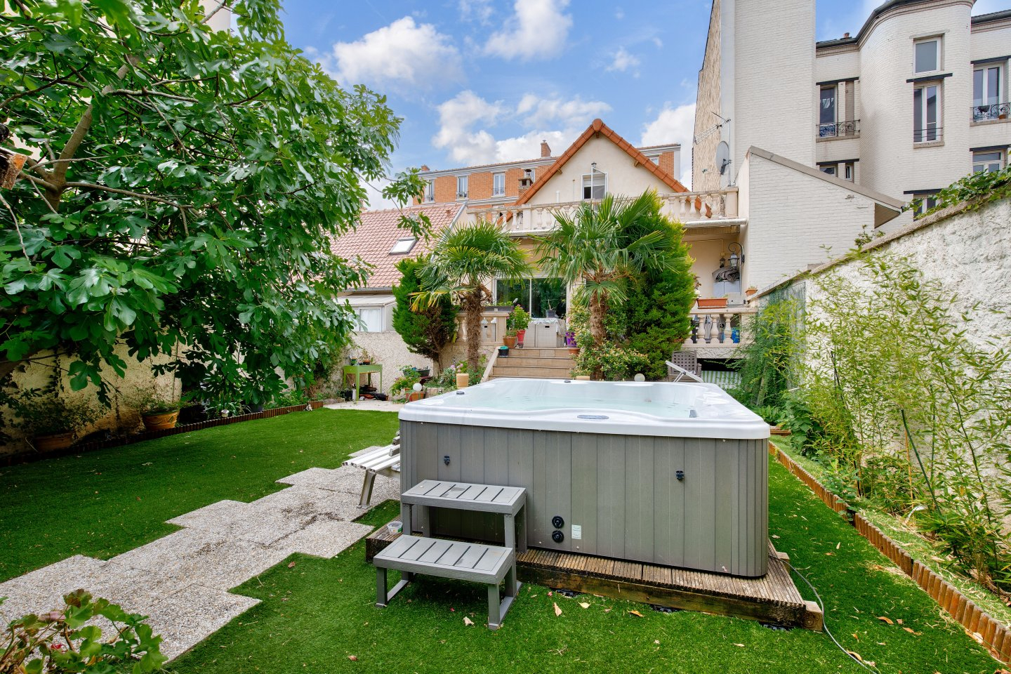 Maison Saint Ouen Sur Seine à vendre jardin sauna jacuzzi