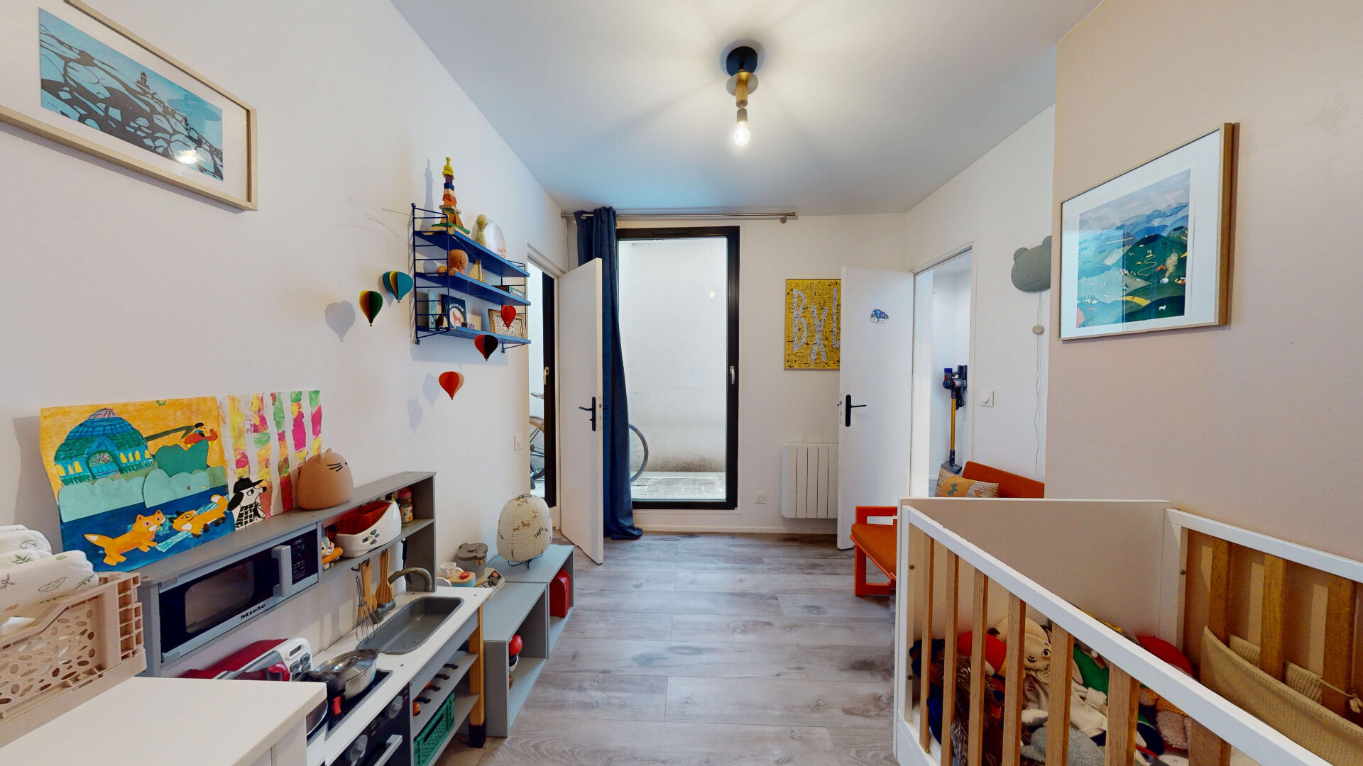 Duplex et sa cour privative