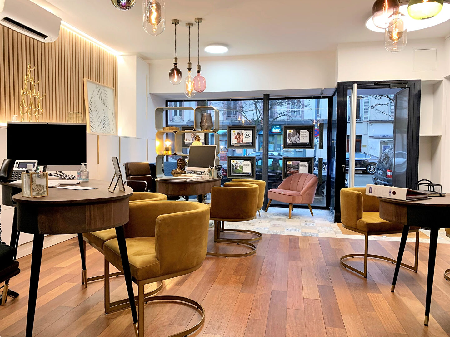 Duplex et sa cour privative