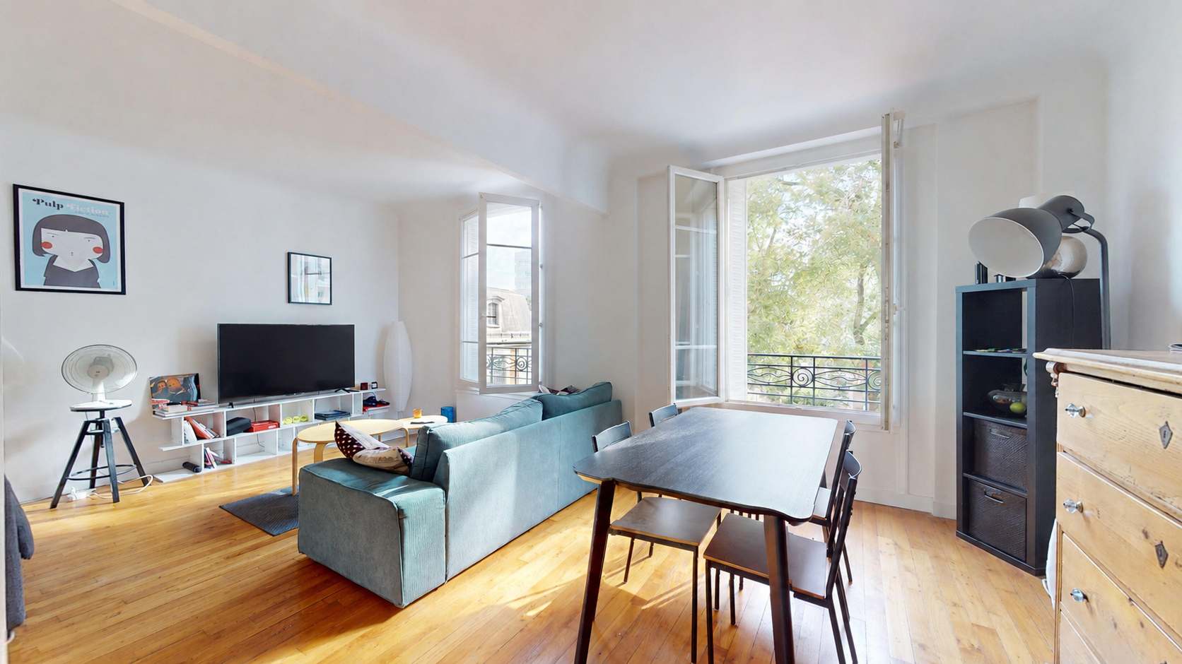 Appartement 2 pièces au pied de la Mairie de Saint-Ouen (métro 13 et 14)