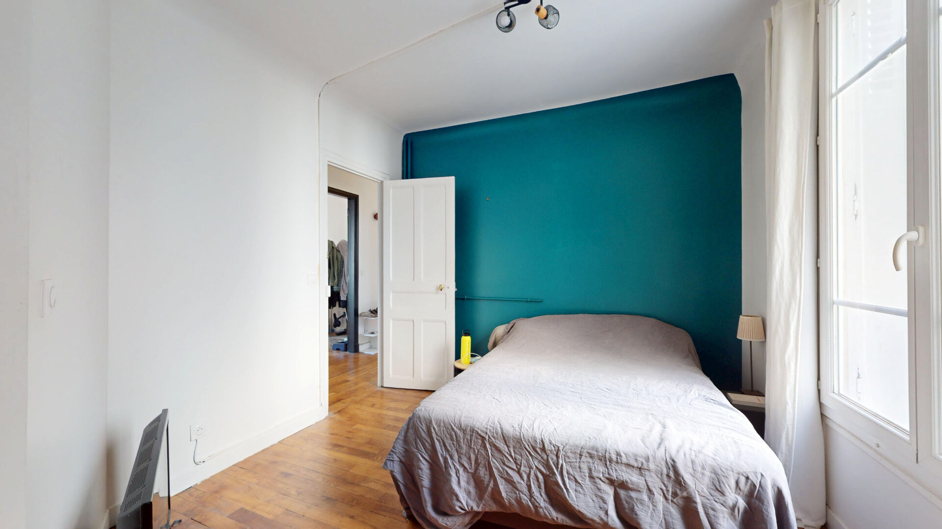 Appartement 2 pièces au pied de la Mairie de Saint-Ouen (métro 13 et 14)