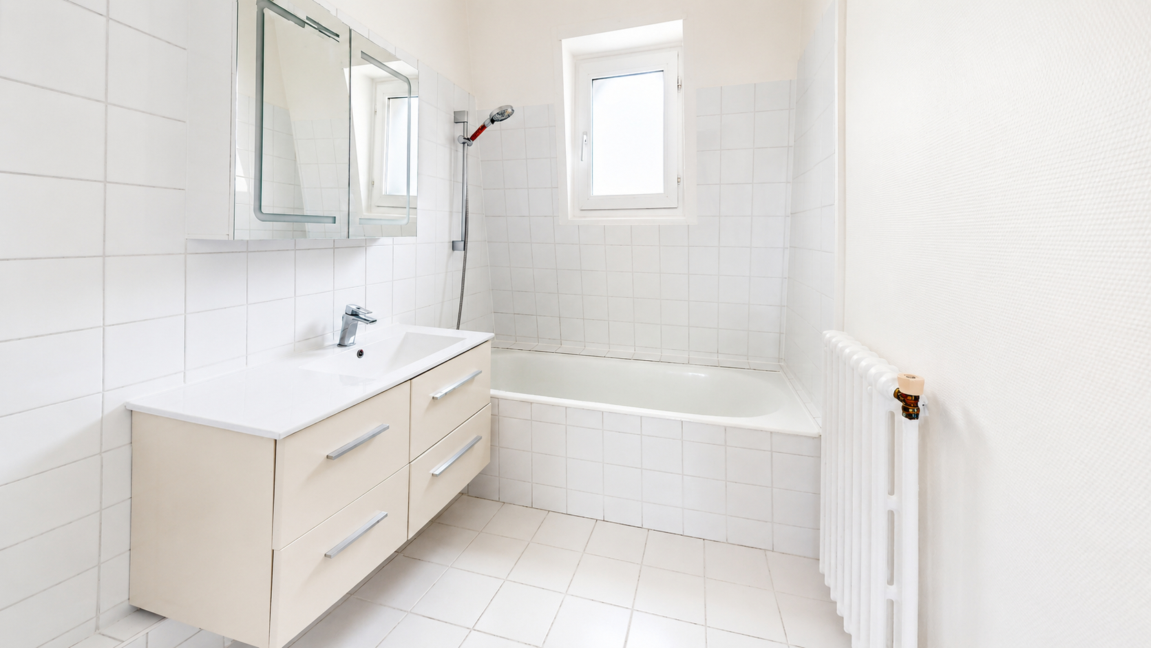 T3 - 55m²  Au coeur des Puces de Saint-Ouen