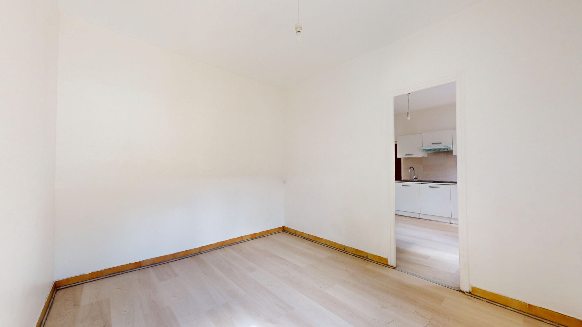 Appartement Aubervilliers 2 pièces 26 m2