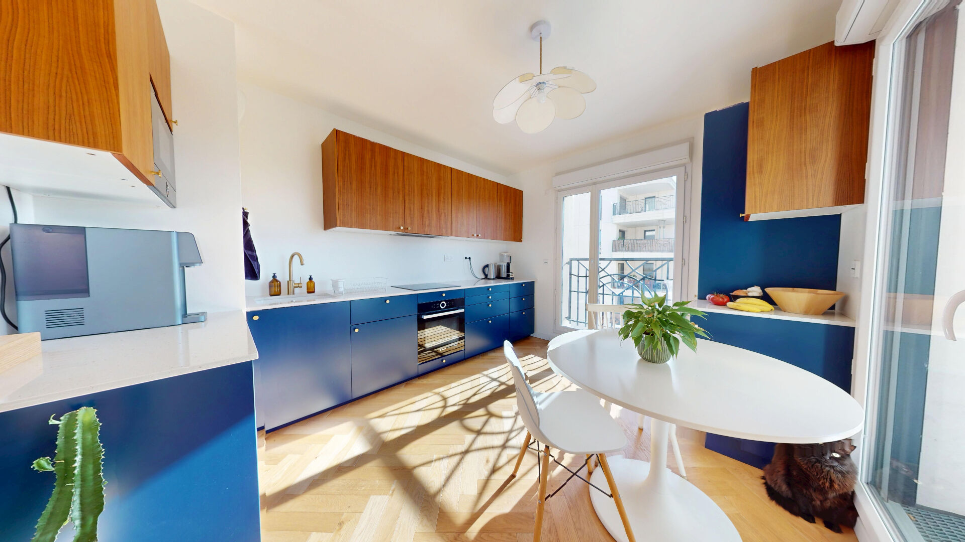 Appartement T3 Coup de coeur  / Docks de Saint-Ouen / Parking / Balcon
