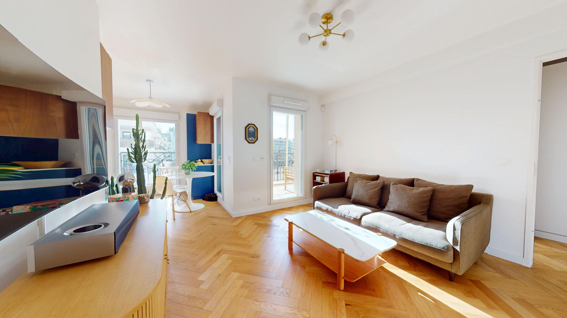 Appartement T3 Coup de coeur  / Docks de Saint-Ouen / Parking / Balcon